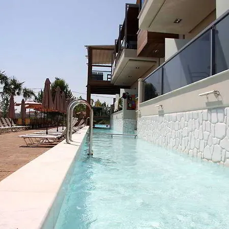 Cosmopolitan & Hotel Paralía