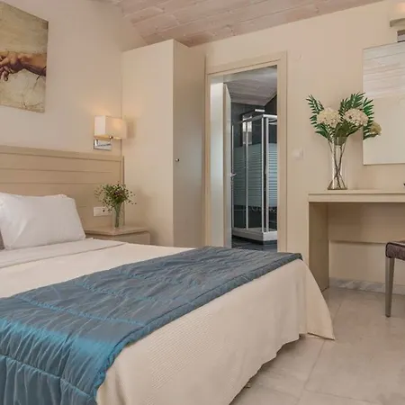 Cosmopolitan Hotel