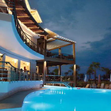 Hotel Cosmopolitan & 4*