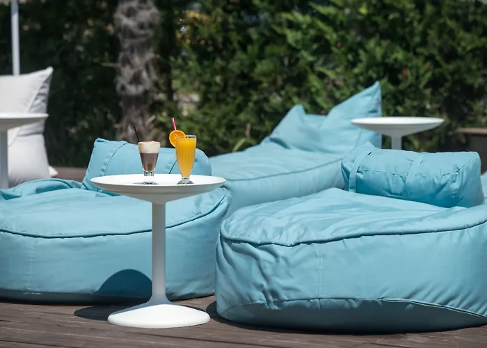 Cosmopolitan Hotel Paralía