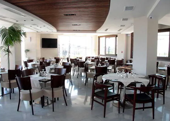 Cosmopolitan 4* Paralía