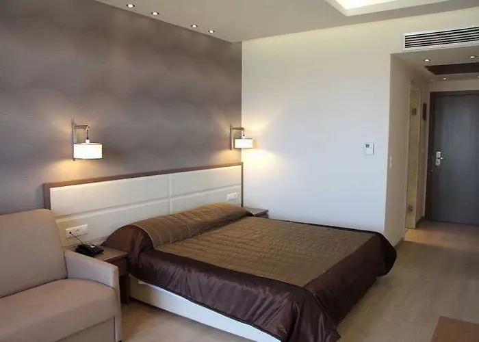 Hotel Cosmopolitan 4*