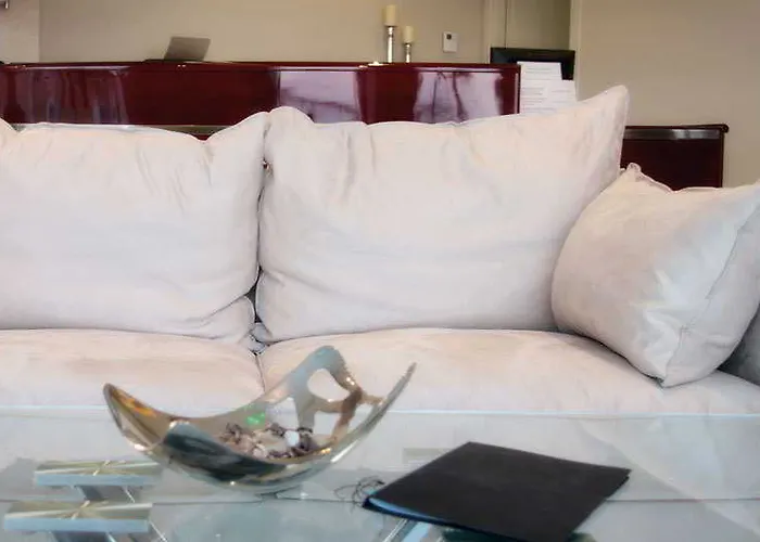 Cosmopolitan Hotel 4*