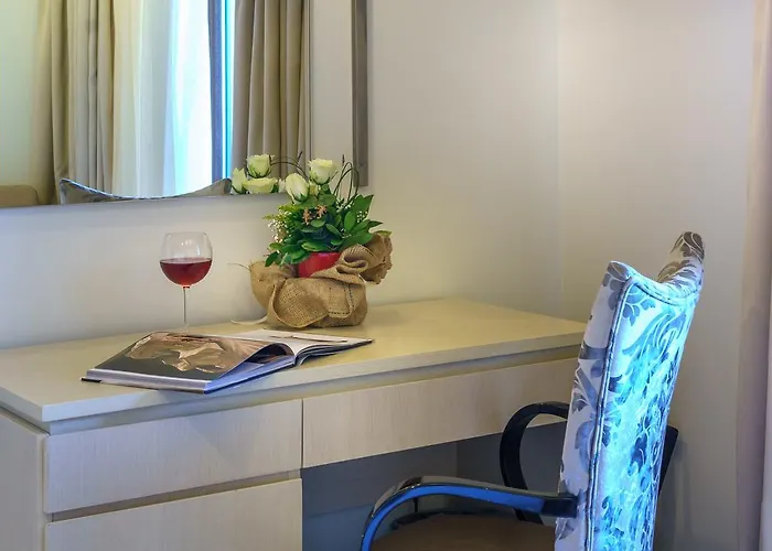 Hotel Cosmopolitan Paralía