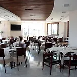 Cosmopolitan 4* Paralía