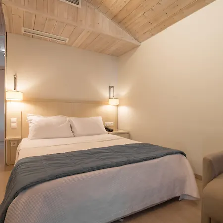 Szálloda Cosmopolitan 4*