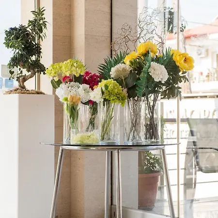 Cosmopolitan Szálloda 4*