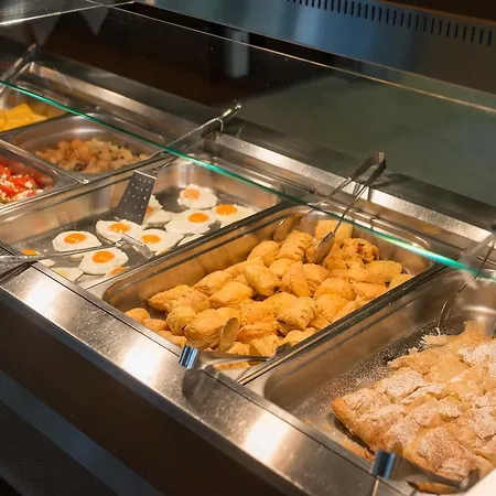 Hotel Cosmopolitan 4*