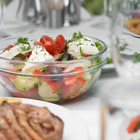 Hotel Cosmopolitan 4*