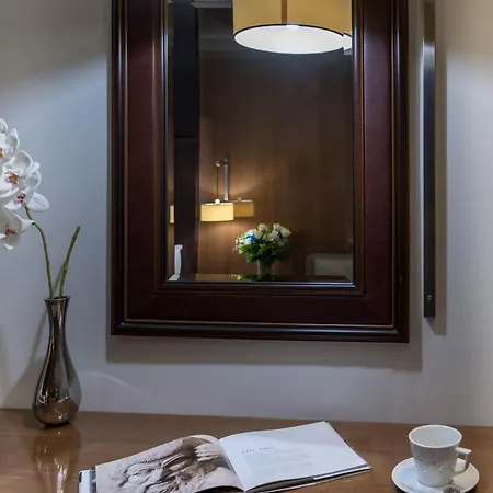 Cosmopolitan 4* Paralía