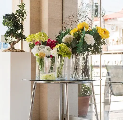 Cosmopolitan Hotel 4*